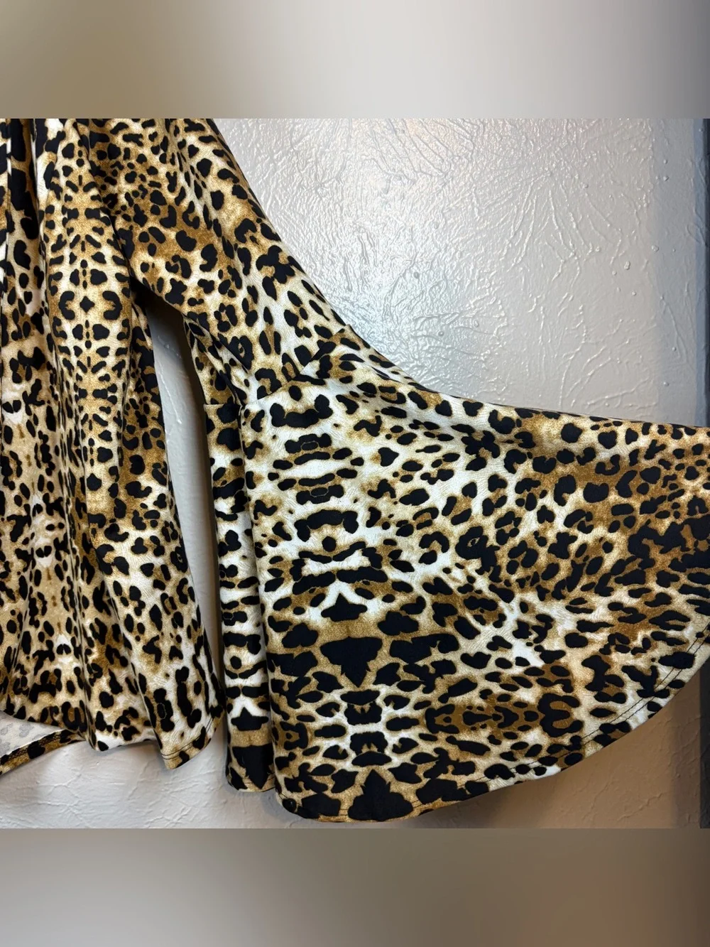 Lucky & Blessed Bell Sleeved Blazer Cardigan Large L&B Leopard Print Animal